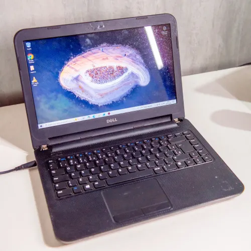 Notebook Dell Inspiron - i5(4a ger.) - 4gb mem. e 240gb SSD - Aceito cartão até 12x<br>