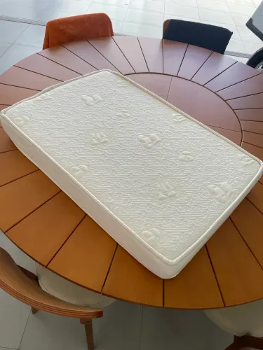 Colchão para berço portátil