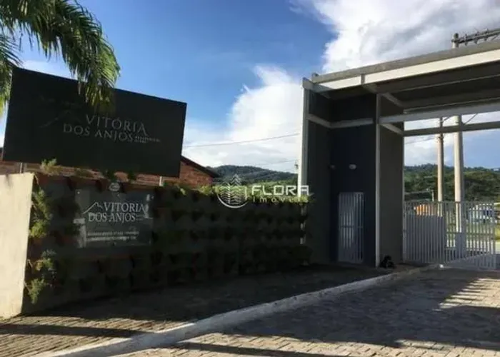 Terreno à venda, 216 m² por R$ 90.000,00 - Pindobas - Maricá/RJ