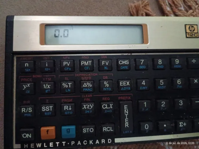 Calculadora HP12c funcionando perfeitamente 