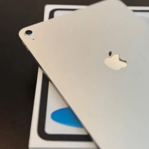 iPad 11 128gb silver Novo Ativado com 03/08