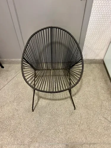 Poltrona de espaguete 