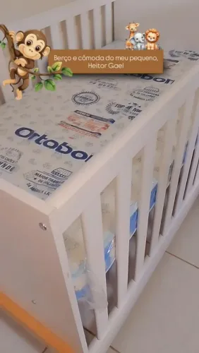 (Berço fantasia)acompanha colchão e mosquiteiro .