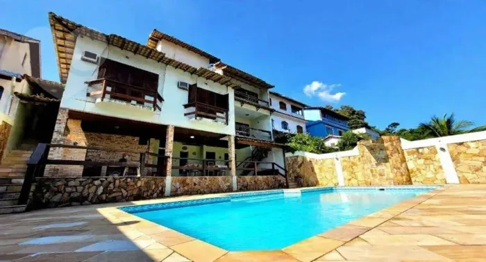 Casa com 5 dormitórios à venda, 525 m² por R$ 890.000,01 - Pendotiba - Niterói/RJ