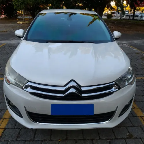 Citroen C4 Lounge Exclusive 1.6 Turbo 4P Aut. 2014
