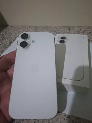 Iphone 17 256GB 1 mes de uso aceito troca e volta em dinheiro