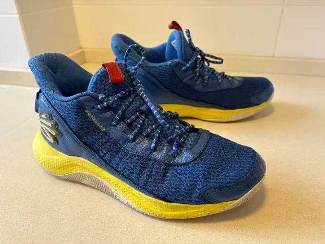 Tênis Under Armour Curry 3z7 Basquete - Tam. 44 (12 Us)