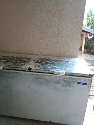 Freezer horizontal metalfrio 550L