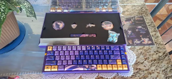 Teclado Magnetico ATK × Aspas RS6 Ultra