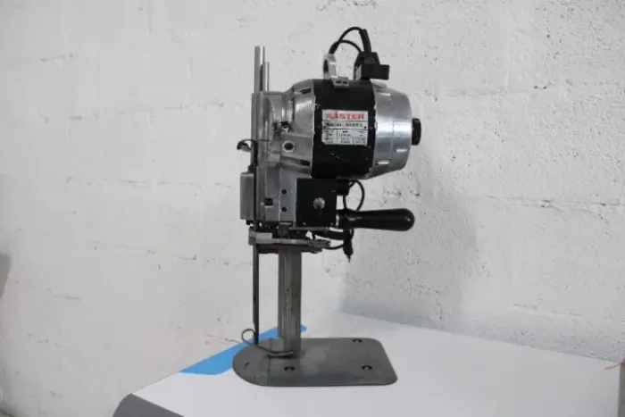 Máquina de Corte faca Kaster 8" 220v - GF Máquinas