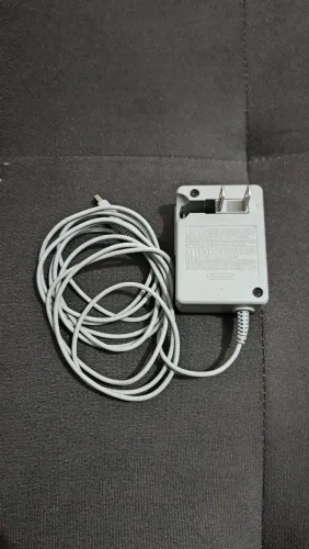 Carregador original Nintendo 3DS/DS