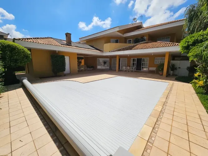 Casa em condomínio, à venda, em Jundiaí - Quinta das Laranjeiras - Requinte e Conforto!!