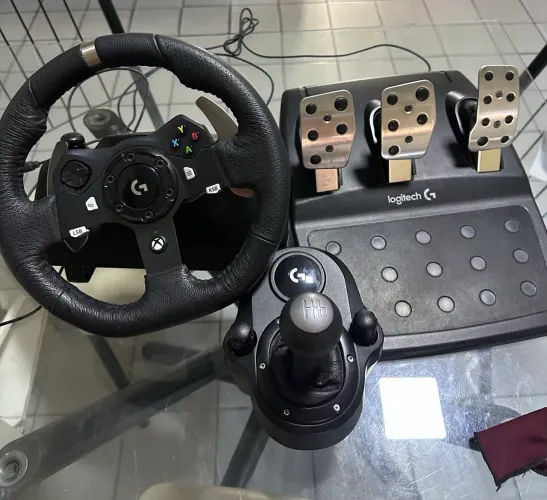 Volante logitech Novo 