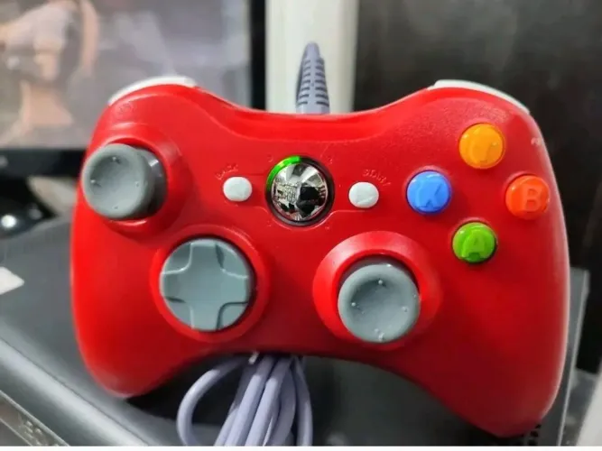 Controle Xbox 360 Vermelho com Fio Novo ?