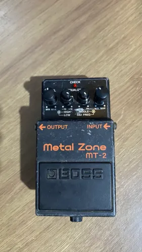 Pedal BOSS MT-2