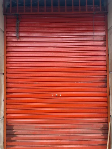 Vende-se porta de correr