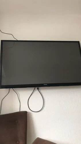 Em perfeito funcionamento, não é smart mais aceita tvbox