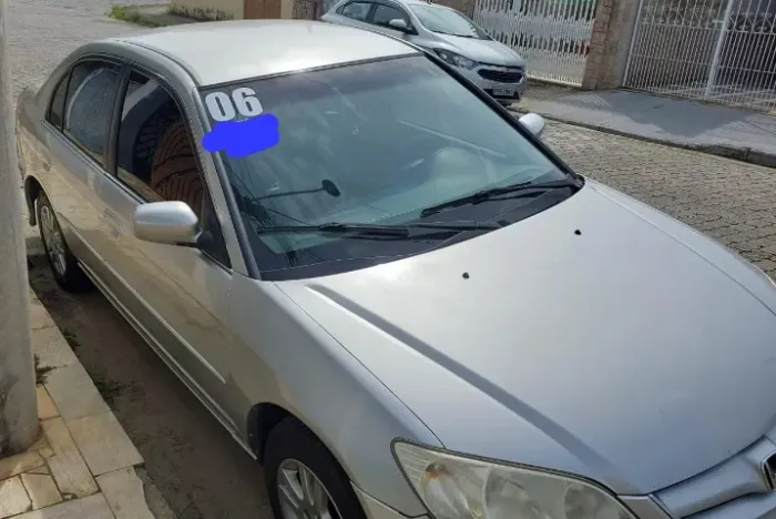 Honda Civic Sedan LXL 1.7 16V 130cv AUT 4P 2006