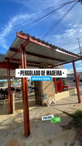 Pergolado de madeira