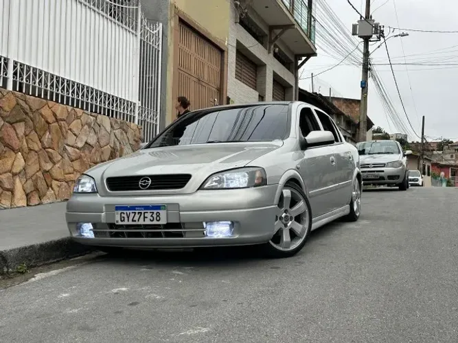 Chevrolet Astra GL Milenium 1.8 MPFI 4P 2001