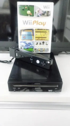 Nintendo wii Desbloqueado pra rodar jogos via USB ou SD - Acompanha jogo, controle e cabos