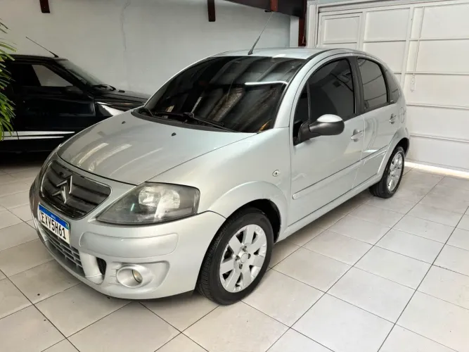 Citroen C3 Exclusive 1.4 Flex 8V 5P 2012