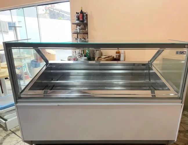 Vitrine Expositora de Gelato ISA Millennium ST 170 - Menos de 2 Anos de Uso!