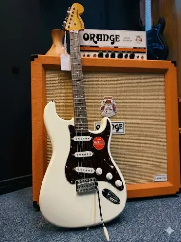 Guitarra Squier Classic Vibe