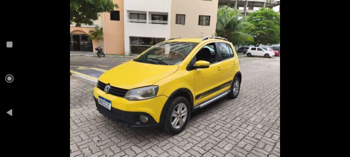 Volkswagen Crossfox 1.6 MI Total Flex 8V 5P 2011