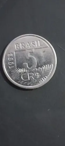 Moeda antiga de 5 cruzeiros
