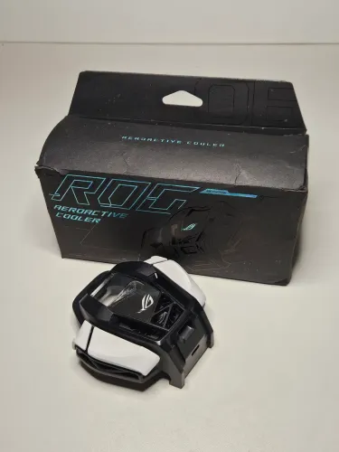 Cooler rog aeroactive