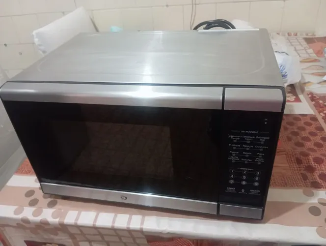 Microondas 21 L inox
