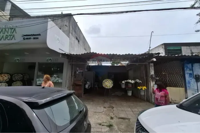 Casa Comercial em Recife: Oportunidade Única!