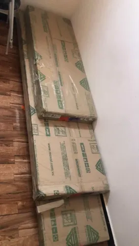 Tá novo tem uma semana q comprei não abri tá novo na caixa