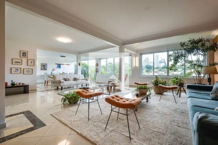 Casa à Venda - Vila Madalena, 3 Quartos, 453 m2