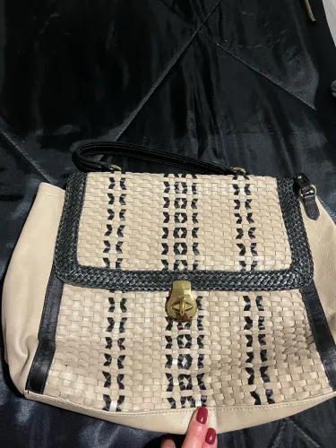 Bolsa Arezzo