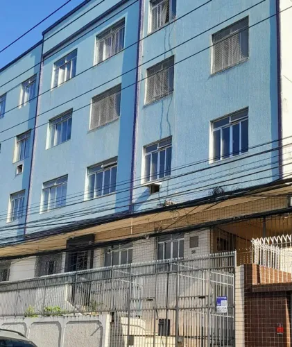 Apt de fundos 3° andar
