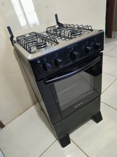 Lindo fogão Atlas lançamento, todo Automático pouco usado, lindão Entrego ! 