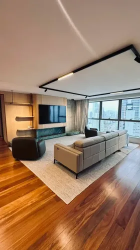 Apartamento para Locação no Yachthouse by Pininfarina Balneário Camboriú