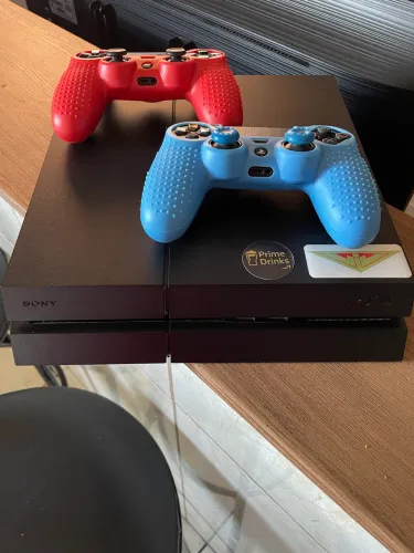 PS4