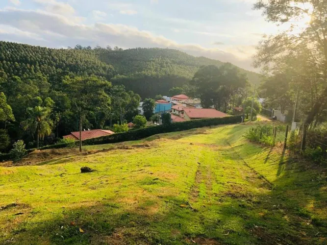 Terreno à venda no bairro Paião em Guararema/SP