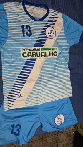 Conjunto de uniforme completo 