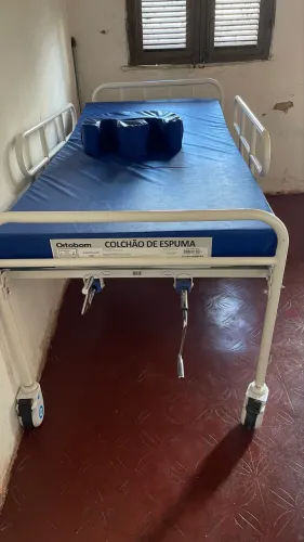 CAMA HOSPITALAR COM COLÇÃO