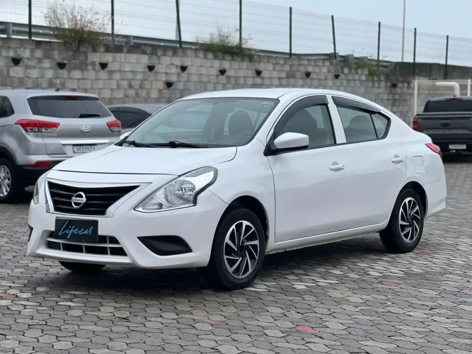 Nissan Versa Sense 1.6 16V Flex MEC 2016