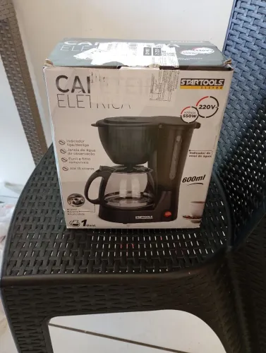 Cafeteira Elétrica Nova