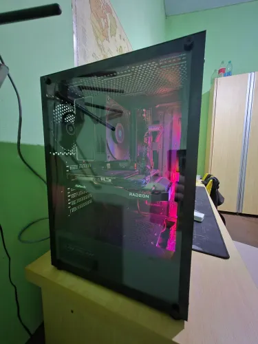 PC Gamer Ryzen 5 5600 / RX 6600 8GB / 16GB RAM / SSD 1TB