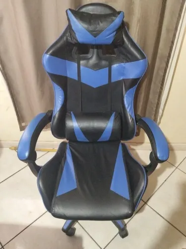Vendo cadeira gamer semi nova