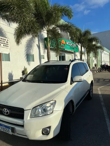 Toyota RAV4 2.4 4X2 16V 170cv Aut. 2011