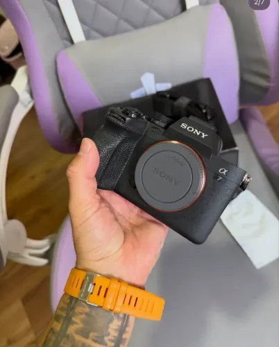 Corpo Sony a7iv semi nova