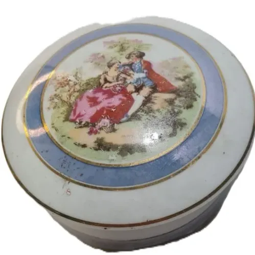 Porta Joias em Porcelana com Cena Galante - Marca Vera Cruz com o numero de serie ou de mo